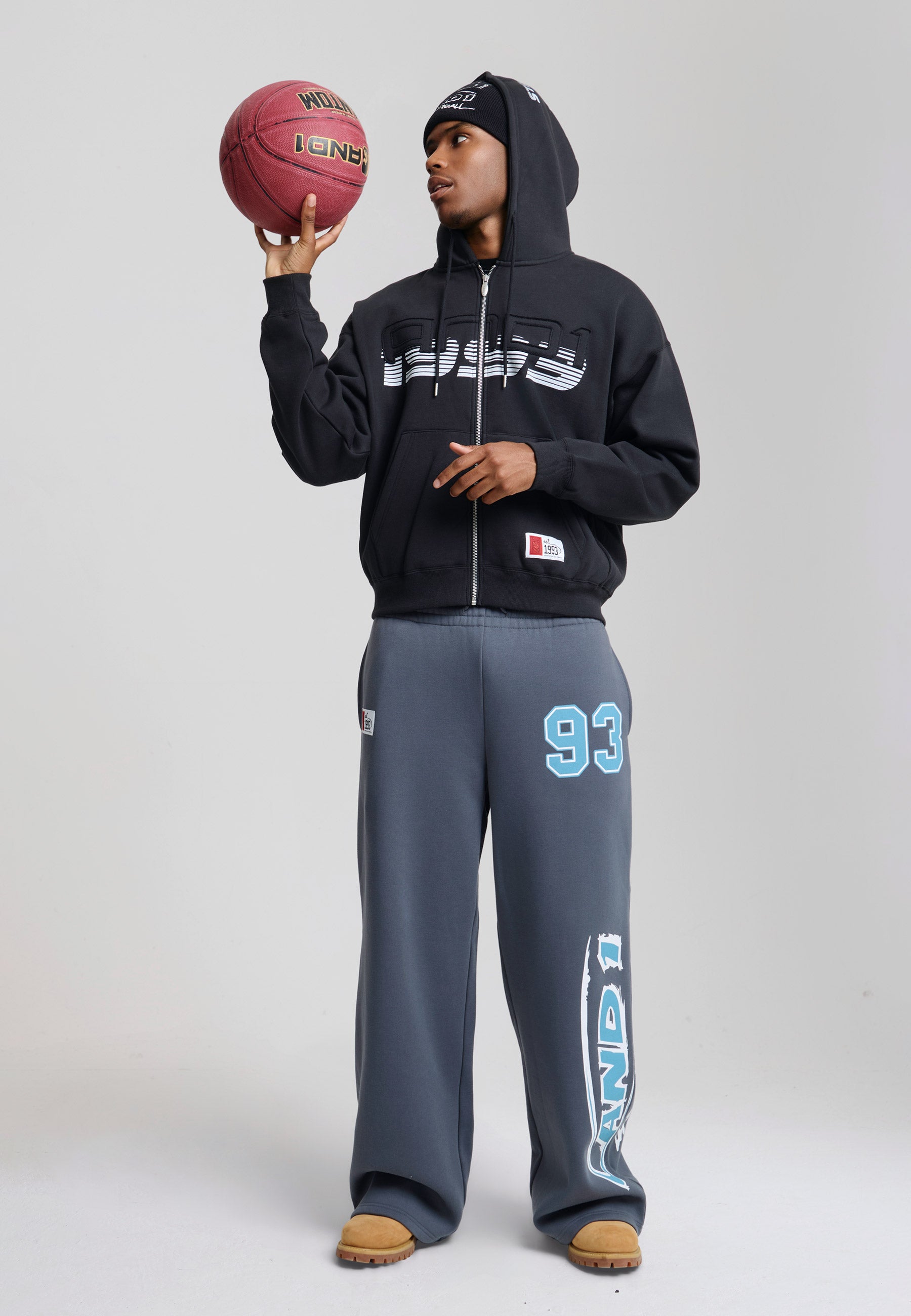 トップス S embroidery ribbon hoodie , pants Unisex Logo Self Applique Zip Thru Hoodie - Black – And1