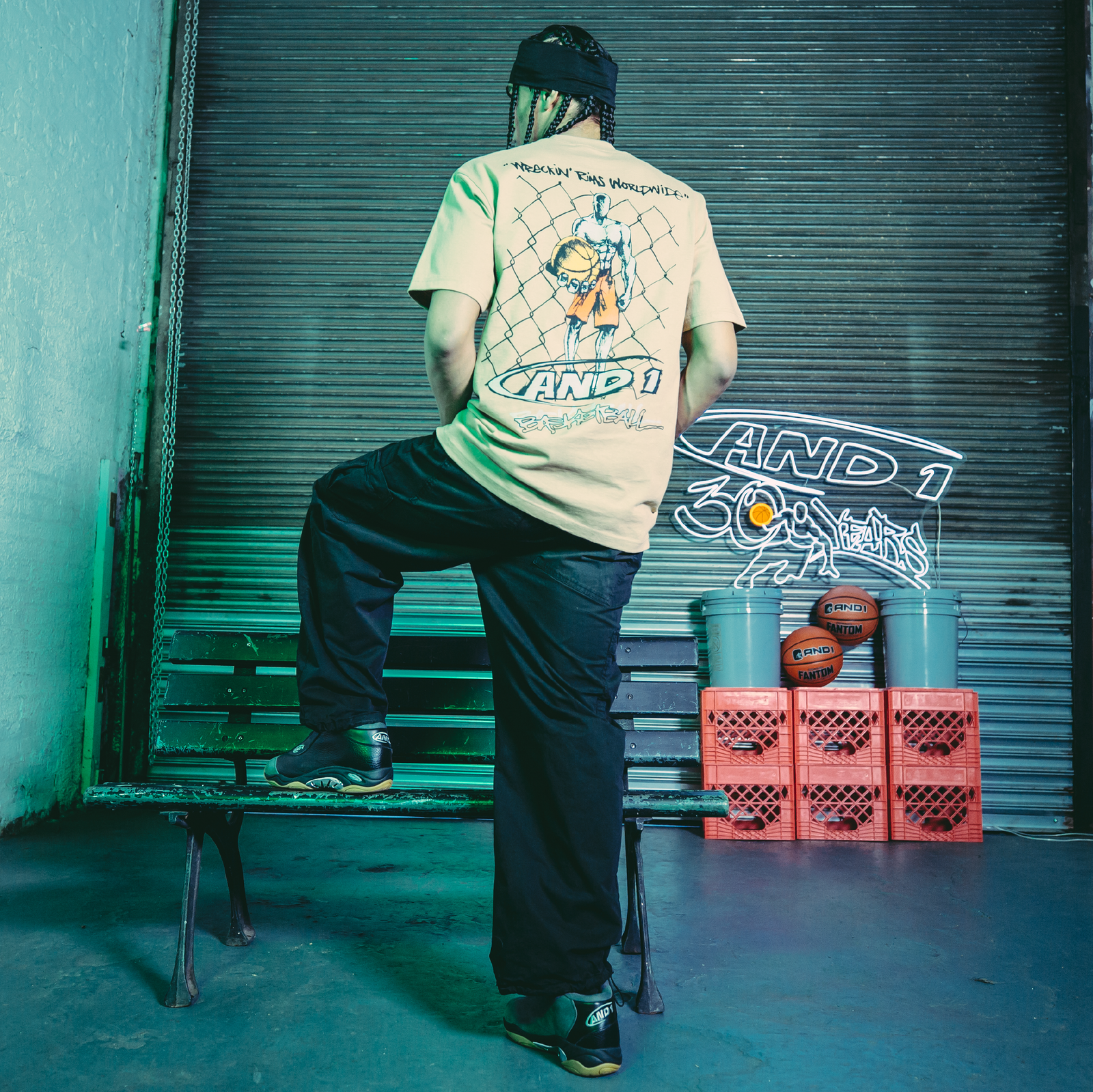 AND1 バスケ　Tシャツ　35番　HELICOPTER 直筆　サイン　M AND1 バスケ Tシャツ 35番 HELICOPTER 直筆 サイン M - メルカリ